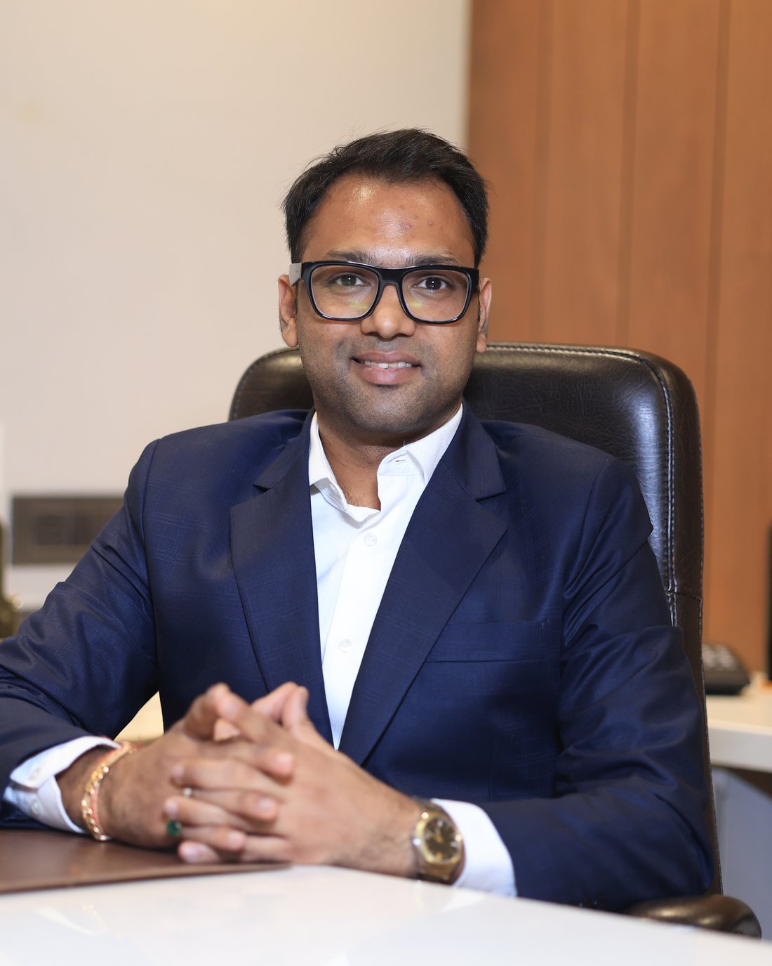 Er. Deepanshu Agarwal at his desk